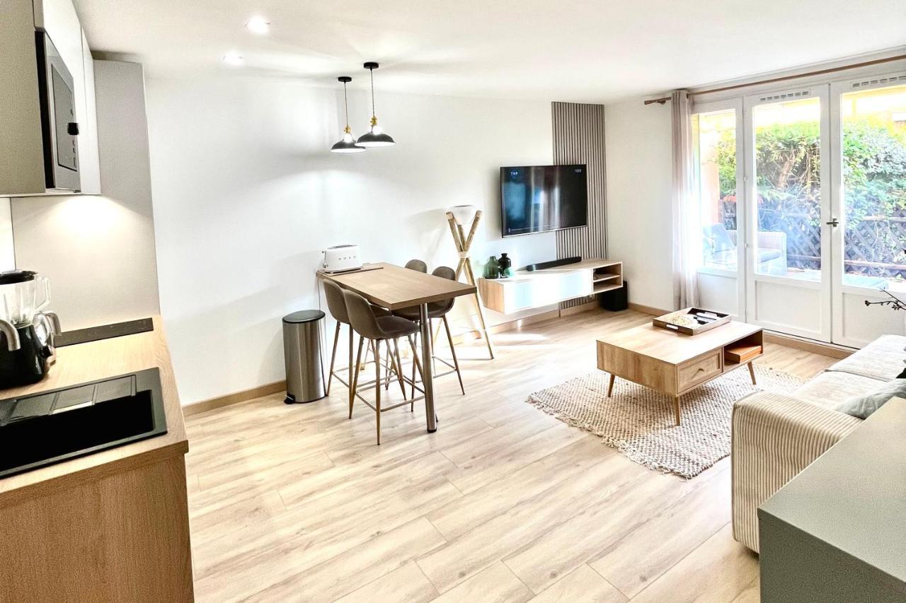סן טרופז Magnifique 2 Chambres Terrasse Et Parking מראה חיצוני תמונה